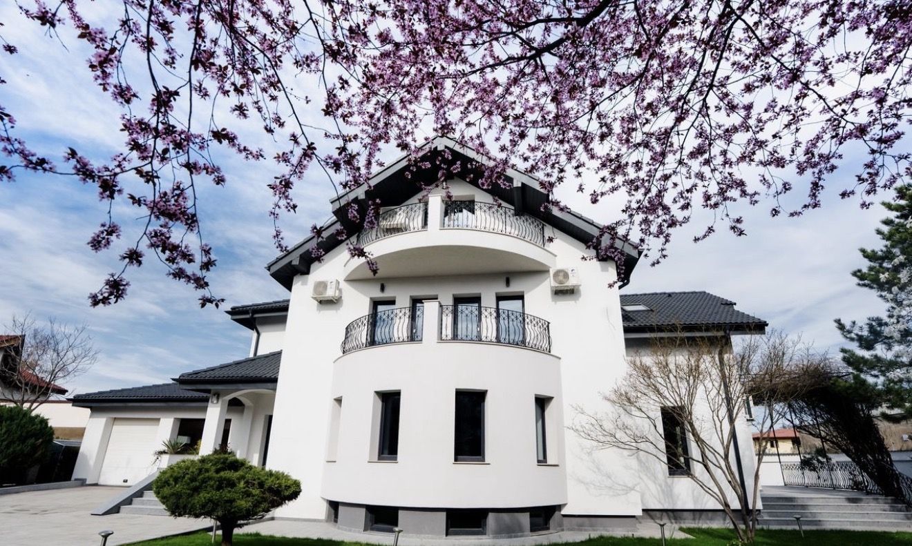 Vila  6 camere de inchiriat | Pipera-Aviatiei - Poză 1
