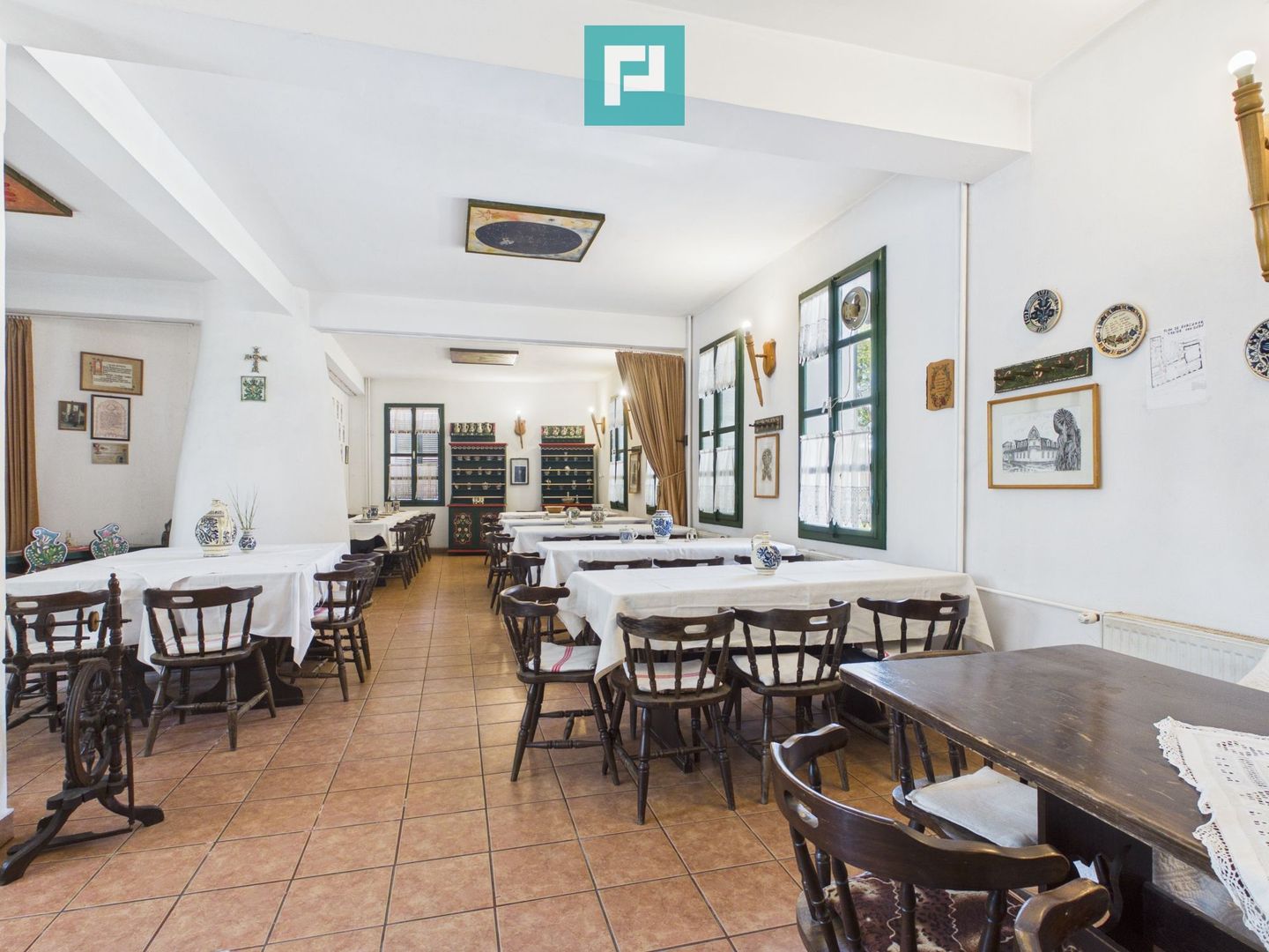 Pensiune 18 Camere cu Restaurant - Cetatea Oradea - Poză 6