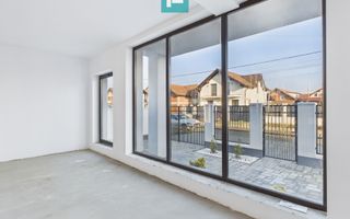 Casa cu 5 camere in Livada - Poză 14