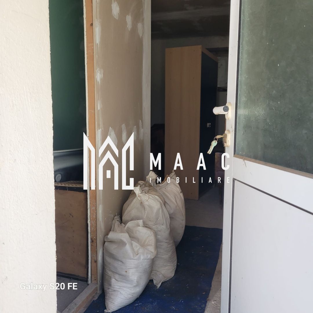 Casă 12 camere de vânzare | Central, Săliște | 420 mp, teren 500 mp - Poză 4