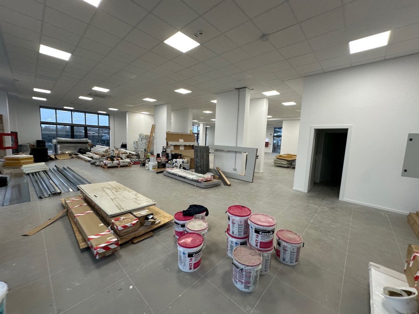 Spatiu comercial 513  mp / 12 locuri de PARCARE - Poză 7