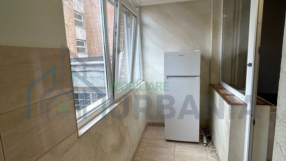 Apartament cu o cameră de închiriat, Tătărași, lângă stația de transport în comun Flux - Poză 8