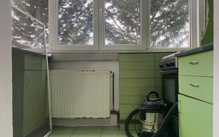 Vanzare apartament cu 3 camere,etajul 1,decomandat - M3, Târgoviște - Poză 10