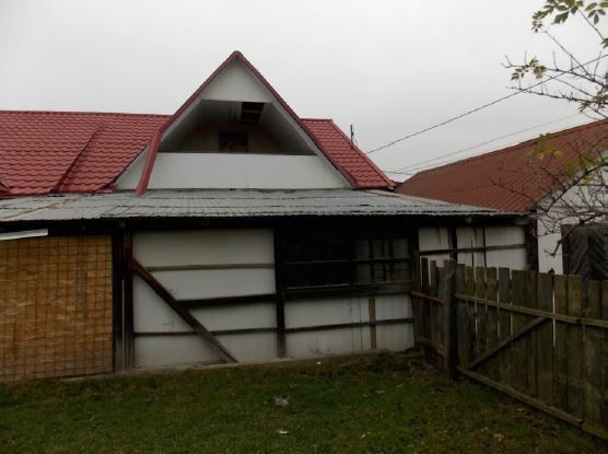 casa Lapos Darmanesti - Poză 3