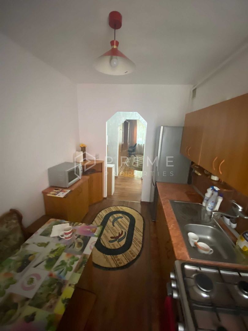 Închiriere apartament 3 camere – parter înalt – Tudor, str. Rodniciei - Poză 3
