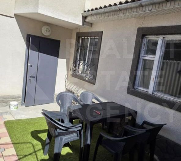 Chirie, casă, 3 camere, strada Sfântul Andrei, Centru - Poză 1