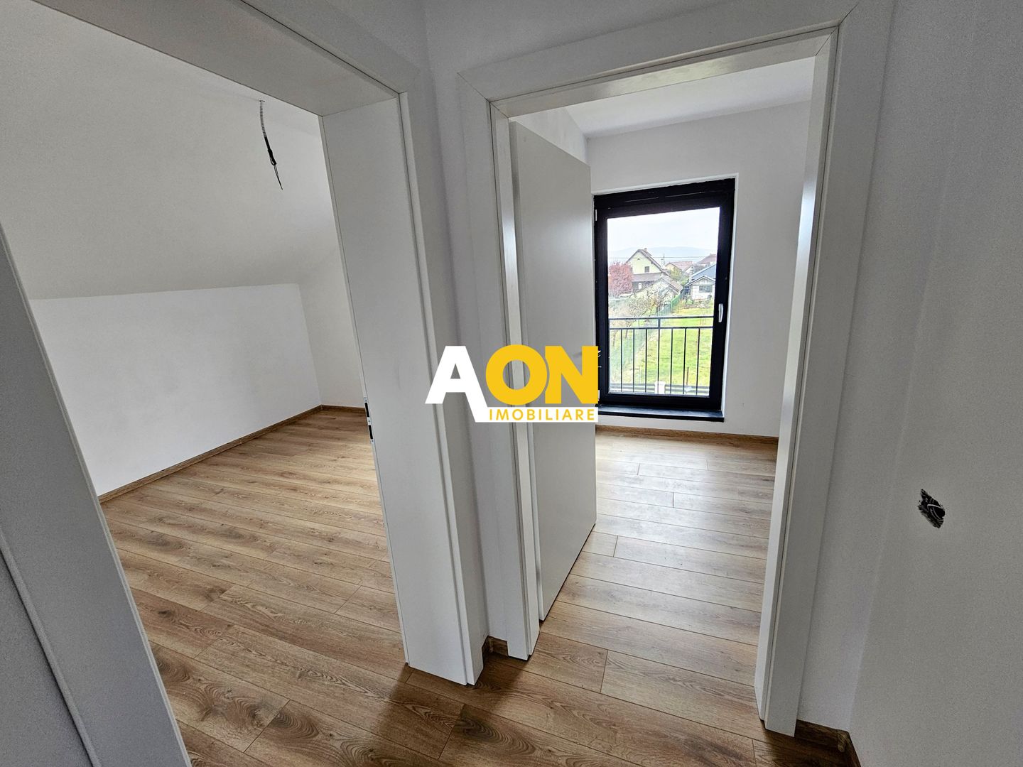 Casa finisata la cheie, 4 camere, 3 bai, 363 mp teren, zona Micesti - Poză 15