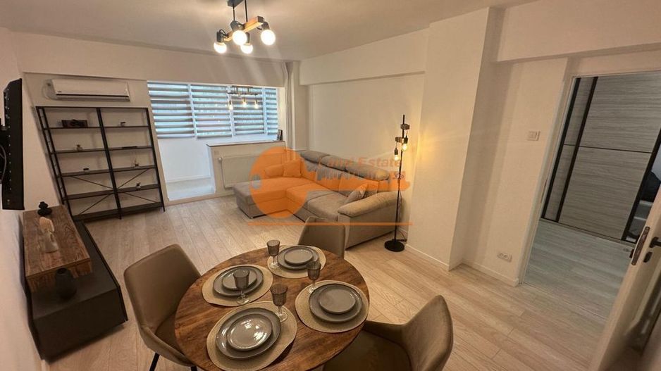 Apartament 2 camere – Piața Victoriei – Prima închiriere după renovare - Poză 1