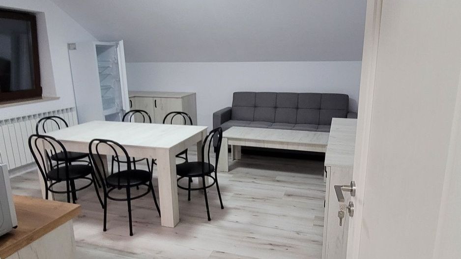 Apartament cu 3 camere situat la casa de inchiriat in Alba Iulia - Poză 5