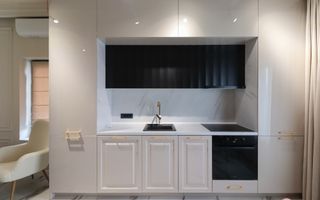 Oportunitate investitie! Vanzare casa cu 3 apartamente in Europa! - Poză 27