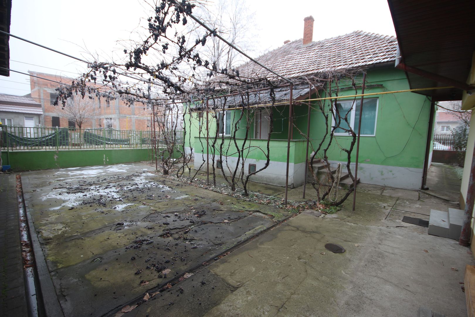 Imobil  cu destinatie mixta - Poză 43