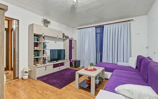 Apartament cu 2 camere de vânzare în Mioveni - Poză 2