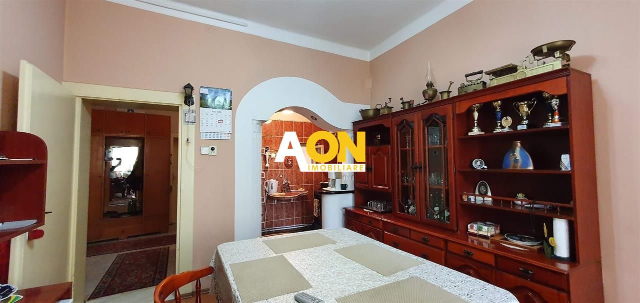 Casa situata ultracentral langa Poarta I a Cetatii Alba Carolina - Poză 13