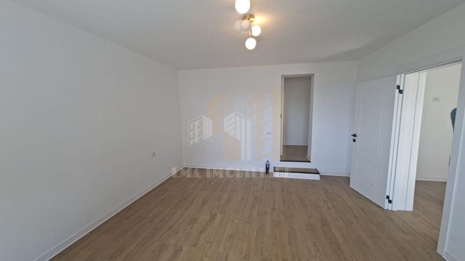 Apartament 2 camere semidecomandat Brasovul vechi - Poză 16