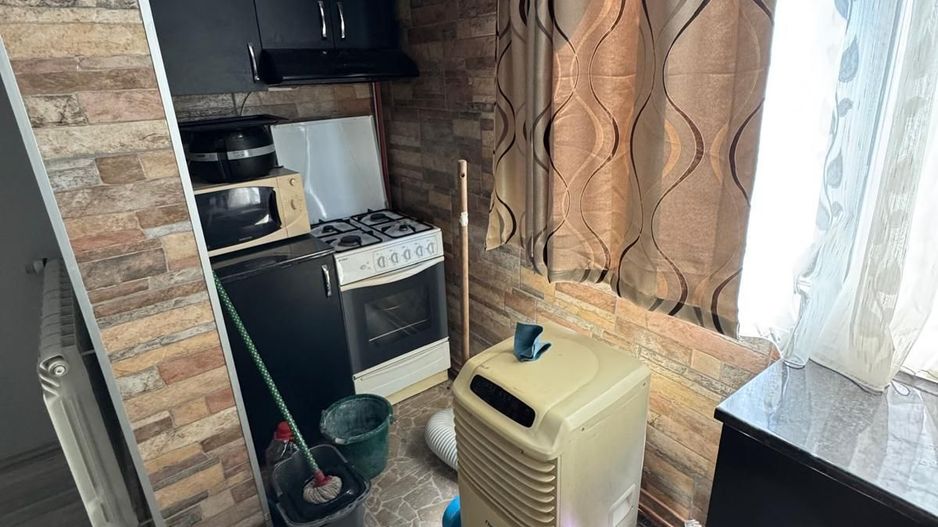vand apartament 3 camere, zona Splai Mihai Viteazul, et 3, incalzire p - Poză 10