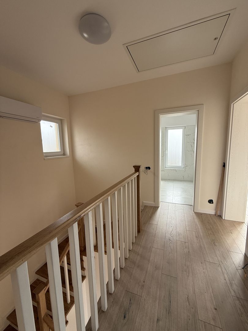 Casă de vânzare în Viile Sibiului – Confort și calitate premium! - Poză 1