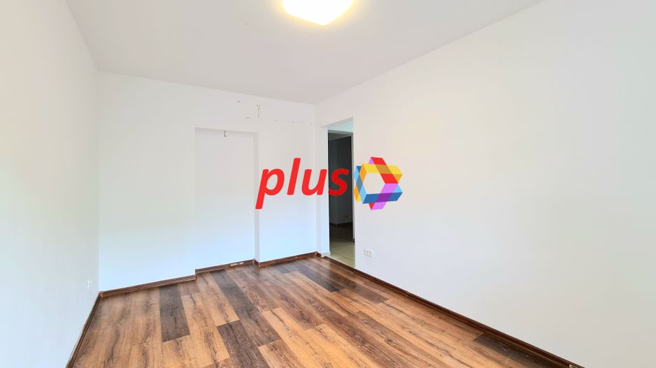 Spatiu comercial cu vad de închiriat Brasov - 106 mp  # plus-imo.ro - Poză 13