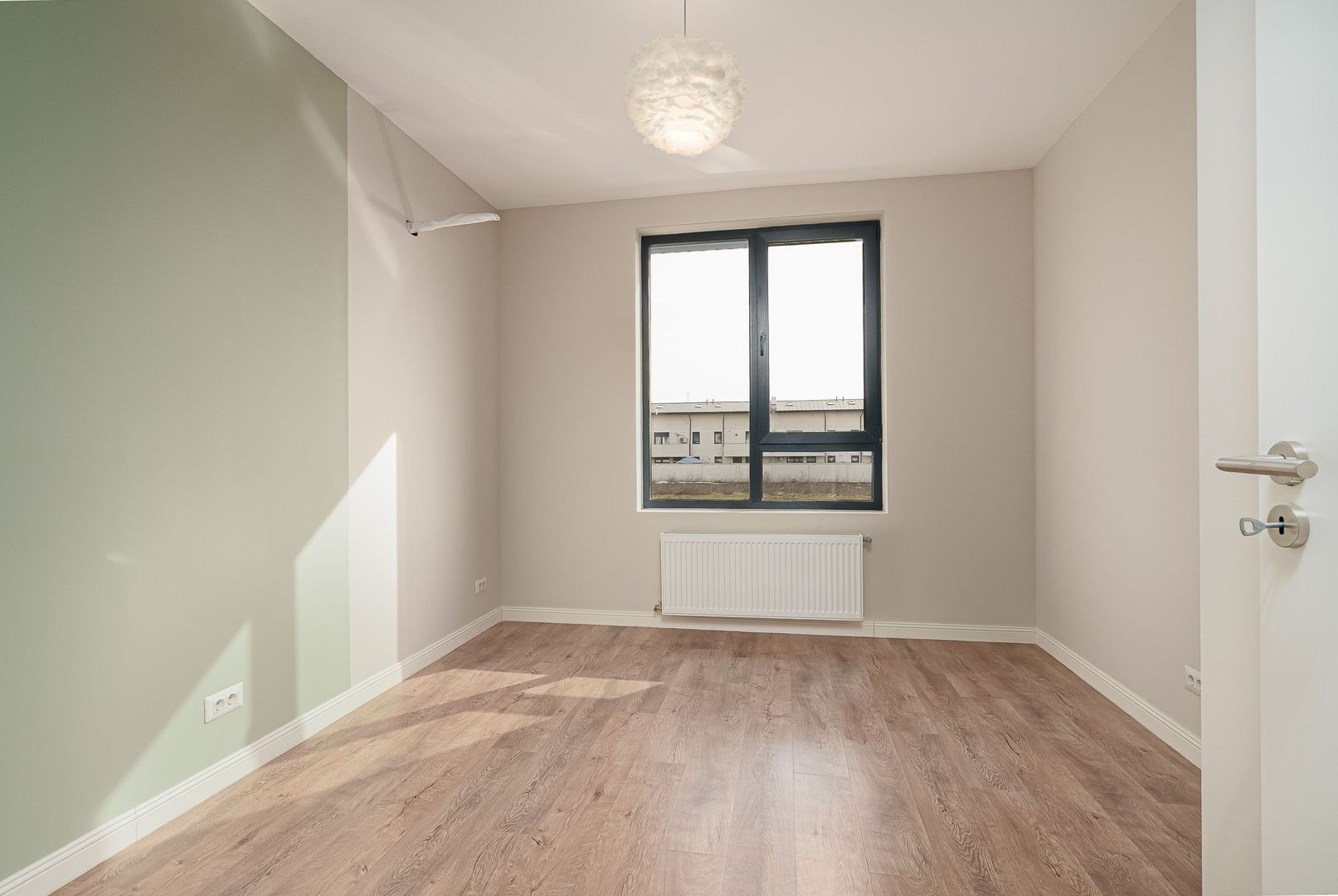 Complex case finalizate str Tiparnitei Sos Giurgiului Dedeman Sector 5 - Poză 13