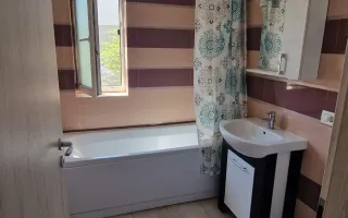 2 cam decomandat Giroc str Neptun +loc parcare - Poză 13