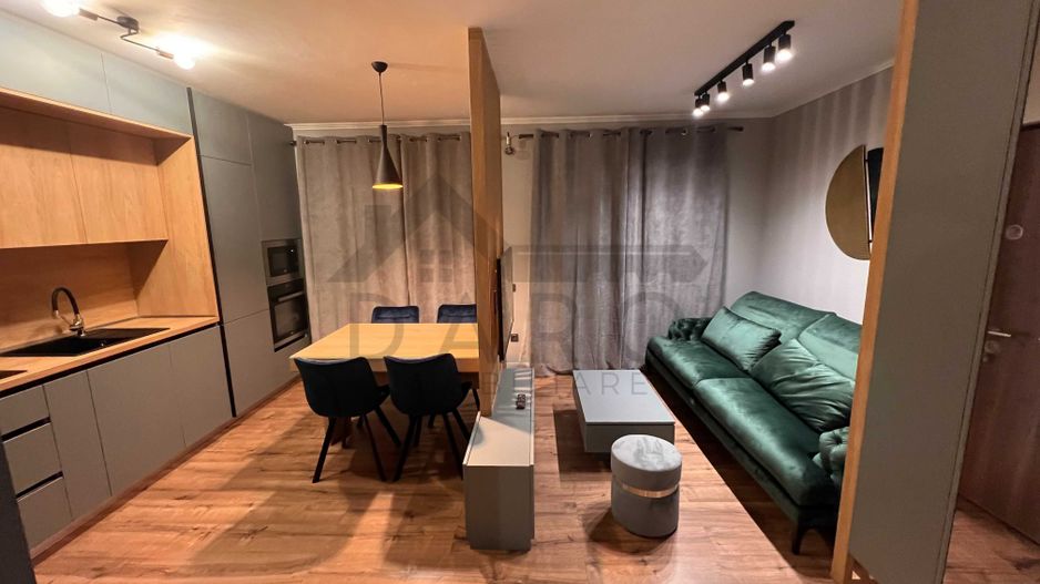 Dau in chirie 2 camere - lux - loc de parcare inclus - Poză 2