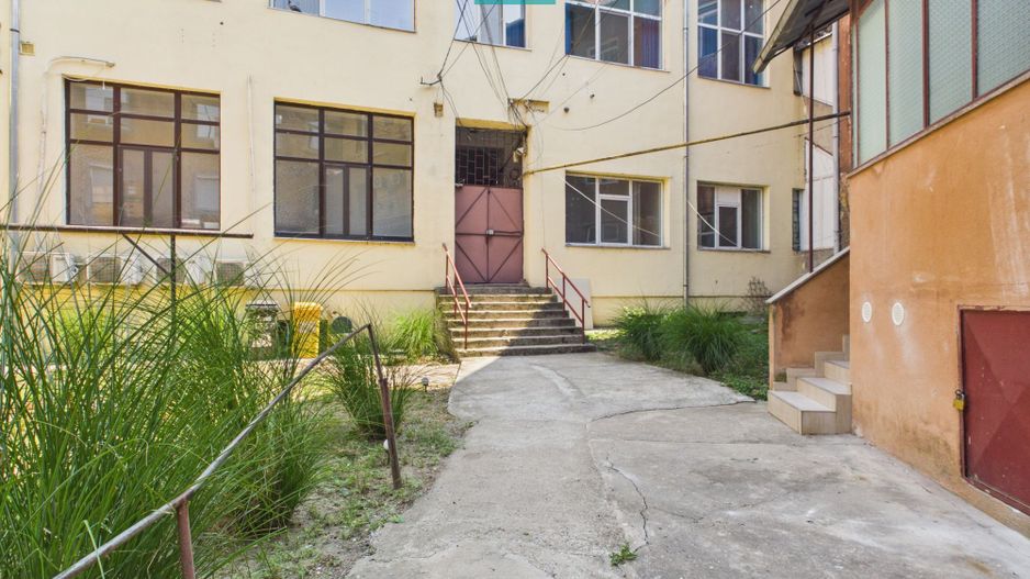 Apartament 2 camere zona Sinaia - Poză 32
