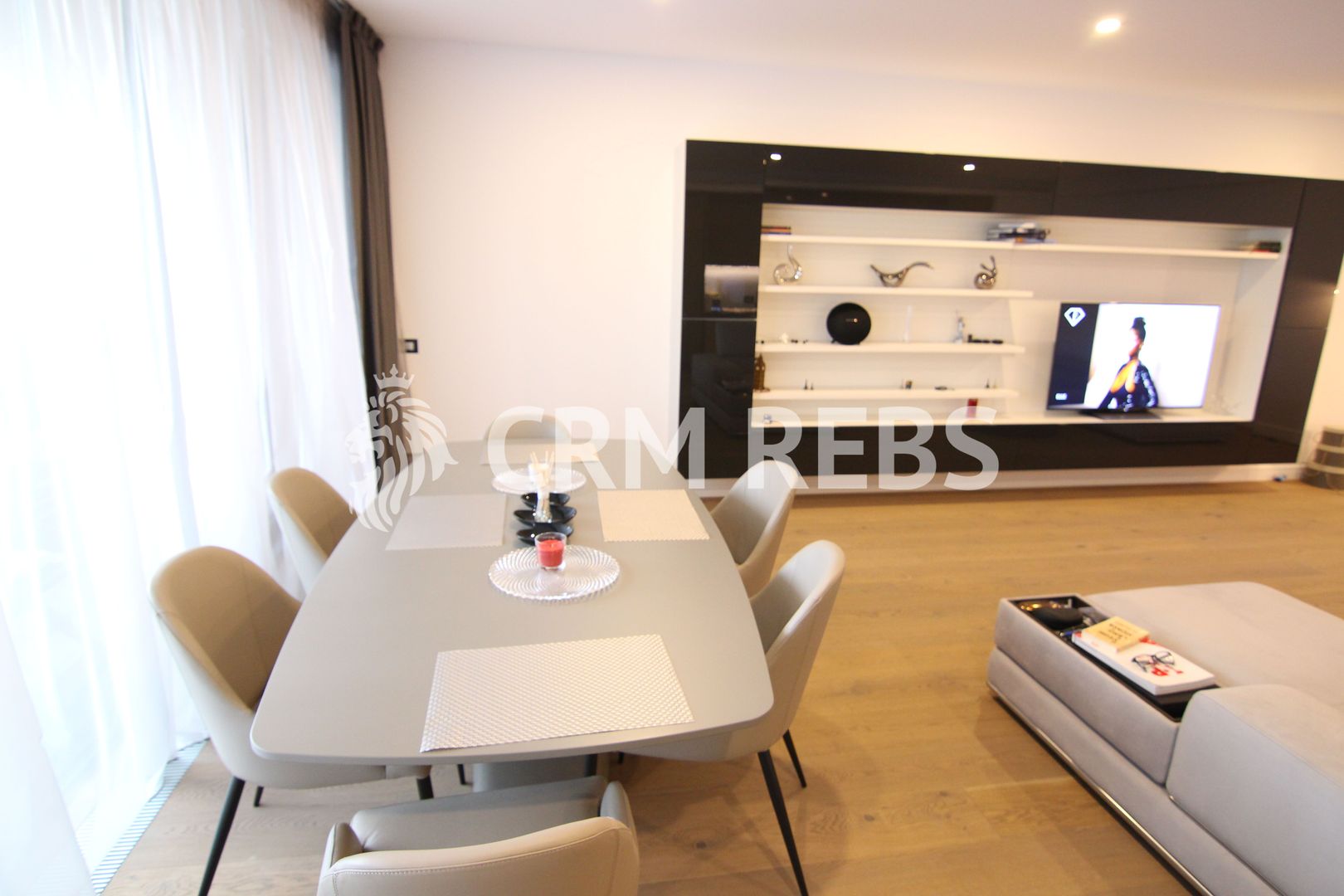 Apartament cu 4 camere de vânzare în zona Herastrau - Poză 2