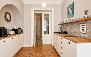 Apartament spectaculos de închiriat 4 camere 4 băi Centrul Istoric - Poză 7