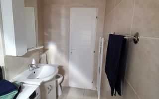 Apartament cu 2 camere de vânzare in Cetate - Poză 6