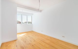 Apartament 3 camere Sisesti - vedere catre lac - Poză 3