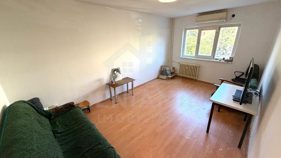 3Decomandate-57mp-Etaj2-Aer Conditionat-Valea Rosie - Scoala 31 - Poză 2