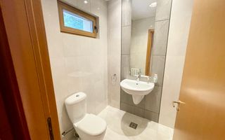 VILA CU 7 CAMERE IN COMPLEX REZIDENTIAL IN IANCU NICOLAE - Poză 15