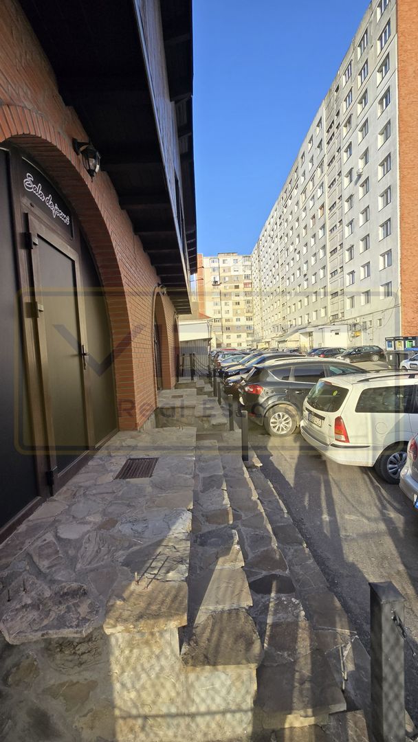 Spatiu comercial- cafenea/ showroom /restaurant - Poză 12