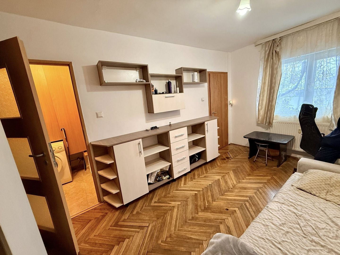 Garsoniera amenajata Aradului - P-ta Verde - Poză 3