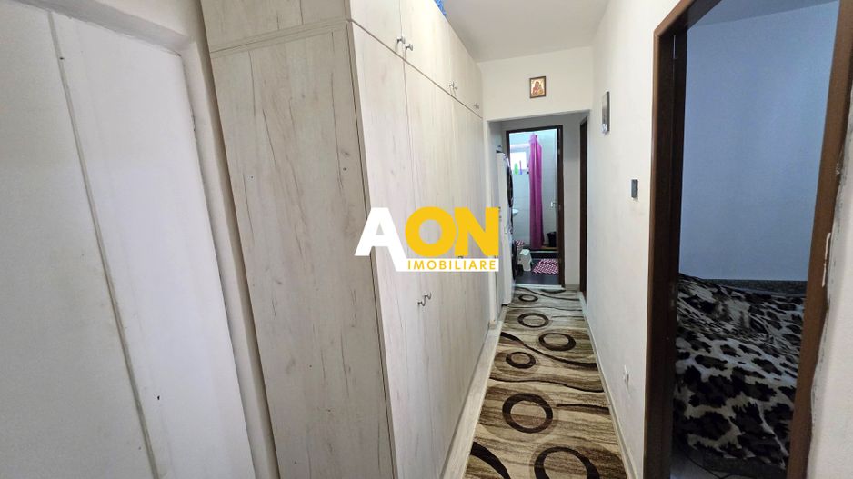 Apartament cu 3 camere, parter, boxă, acces curte, Cetate, zona Closca - Poză 5
