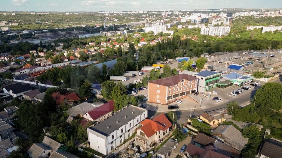 Vânzare , townhouse-uri, 380 mp,  str. Bariera Sculeni, Buiucani - Poză 3