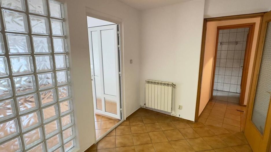 Vila cu 4 camere D+P+1 | Piata Unirii | Bd. Marasesti | 2 locuri parcare - Poză 23