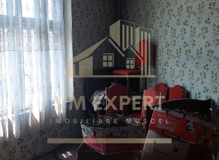 VILA 6 CAMERE, 126 MP, CENTRU CAMPULUNG - Poză 6