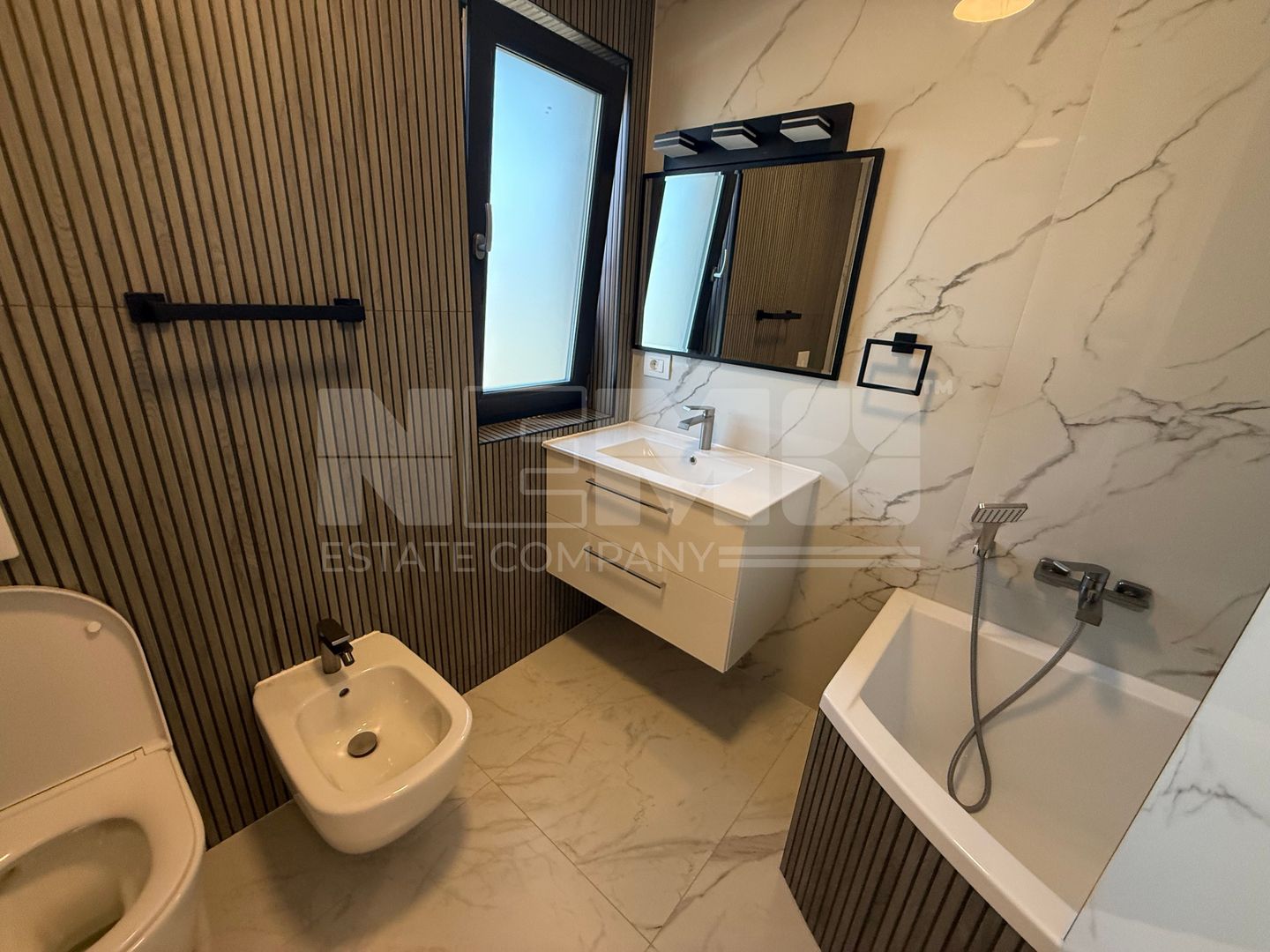 Duplex Mitocu Dragomirnei | 107 MP Utili | Mobilat Complet - Poză 11