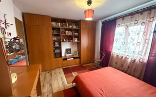 4 camere 95 mp | 1 Mai – etaj 3/4 | 2 bai |  centrala | bloc 1988 - Poză 11