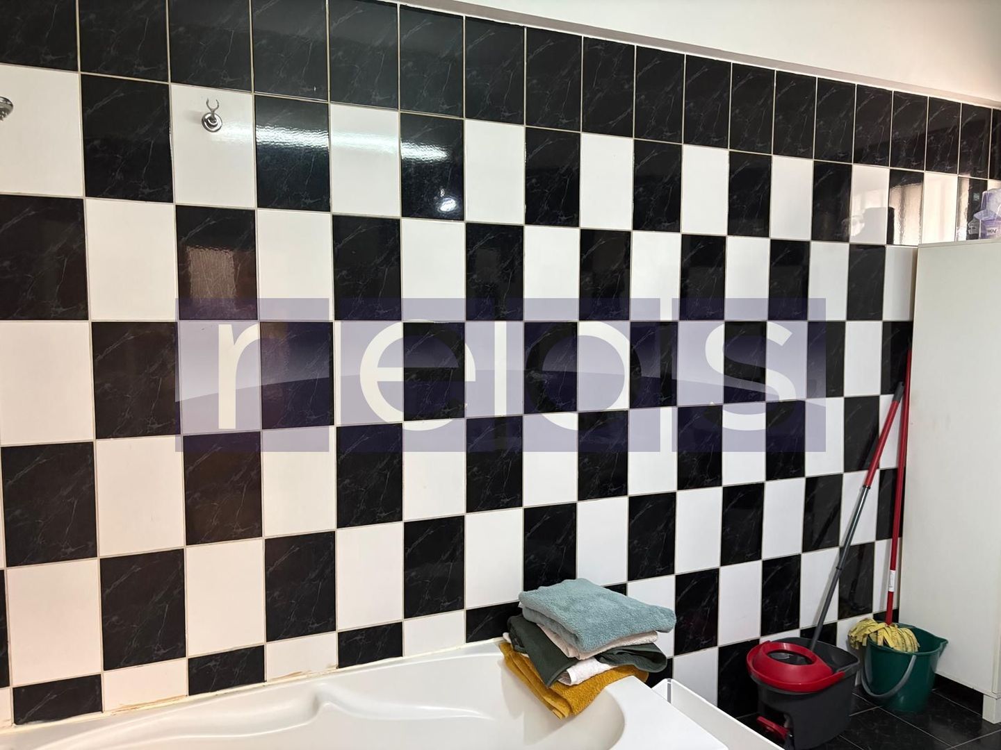 VANZARE 4 CAMERE | MAGHERU - AMZEI | MOBILAT SI UTILAT | 128 MP | - Poză 17