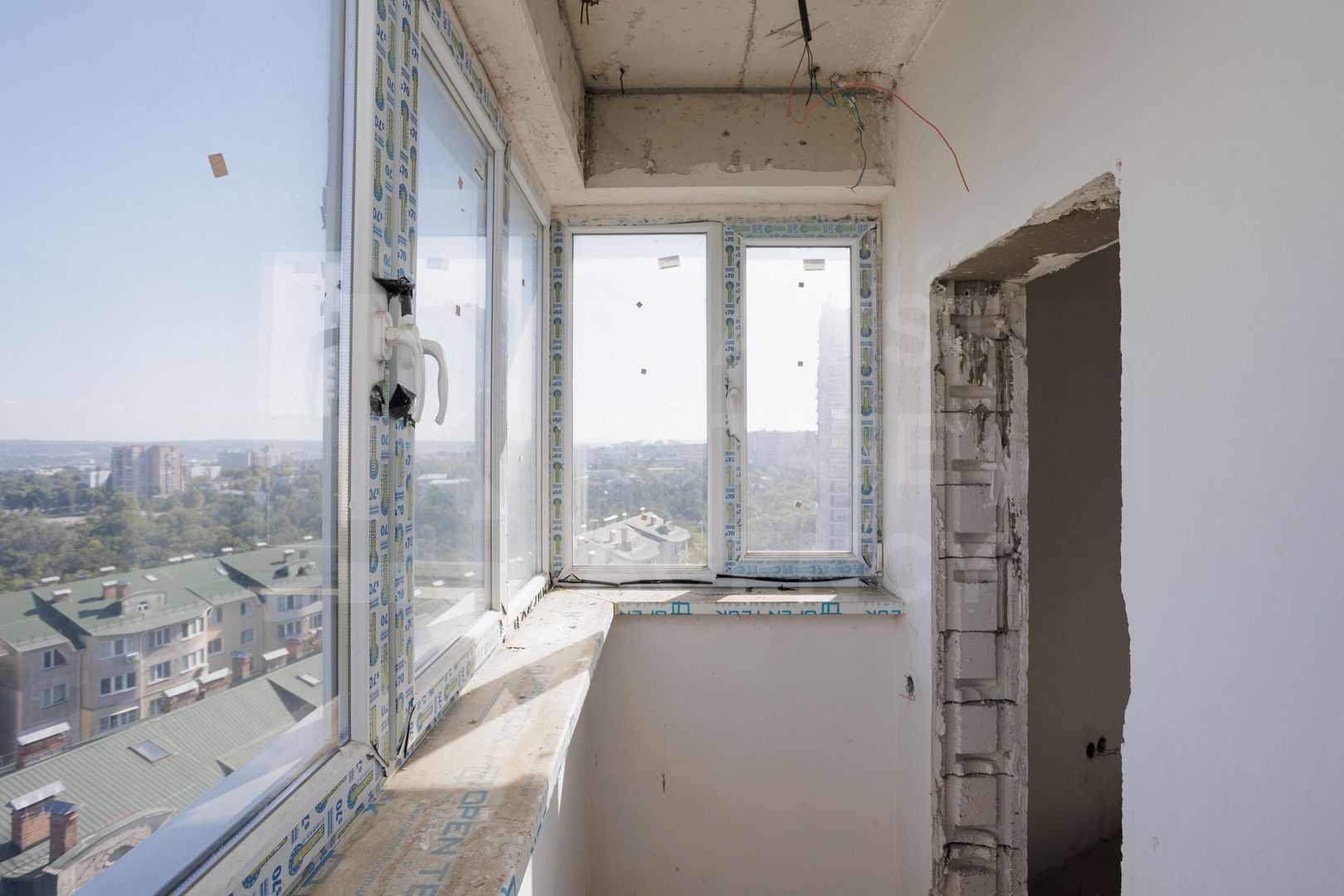 Vânzare, apartament, 3 camere 97 mp, str. Constantin Vârnav - Centru - Poză 13