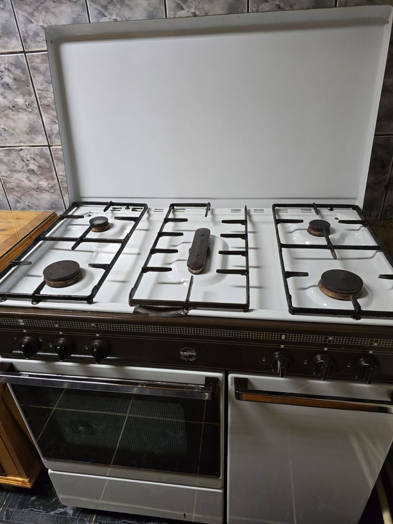 Apartament cu 3 camere de vanzare in Turda - Poză 7