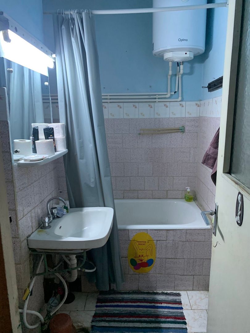 ofer spre vanzare apartament 3 camere zona Splai Mihai Viteazul, etaj - Poză 4