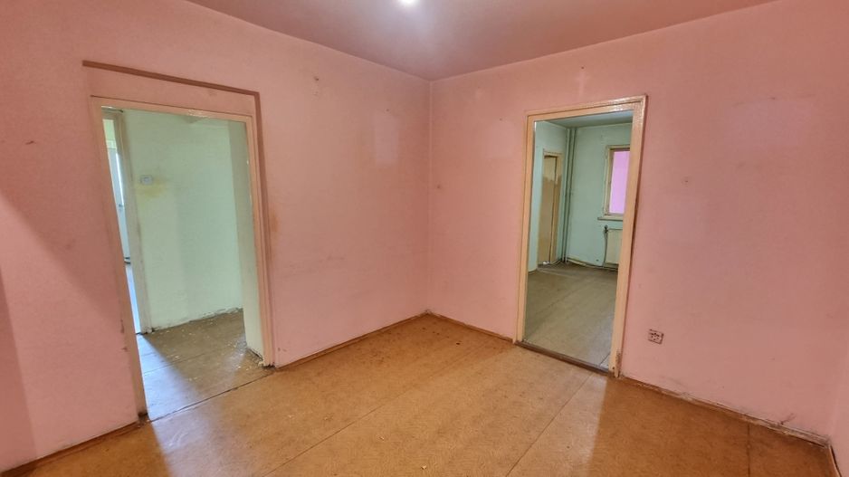 | Apartament cu 4 camere de vanzare | Cartierul Grigorescu | Etaj 2| - Poză 8