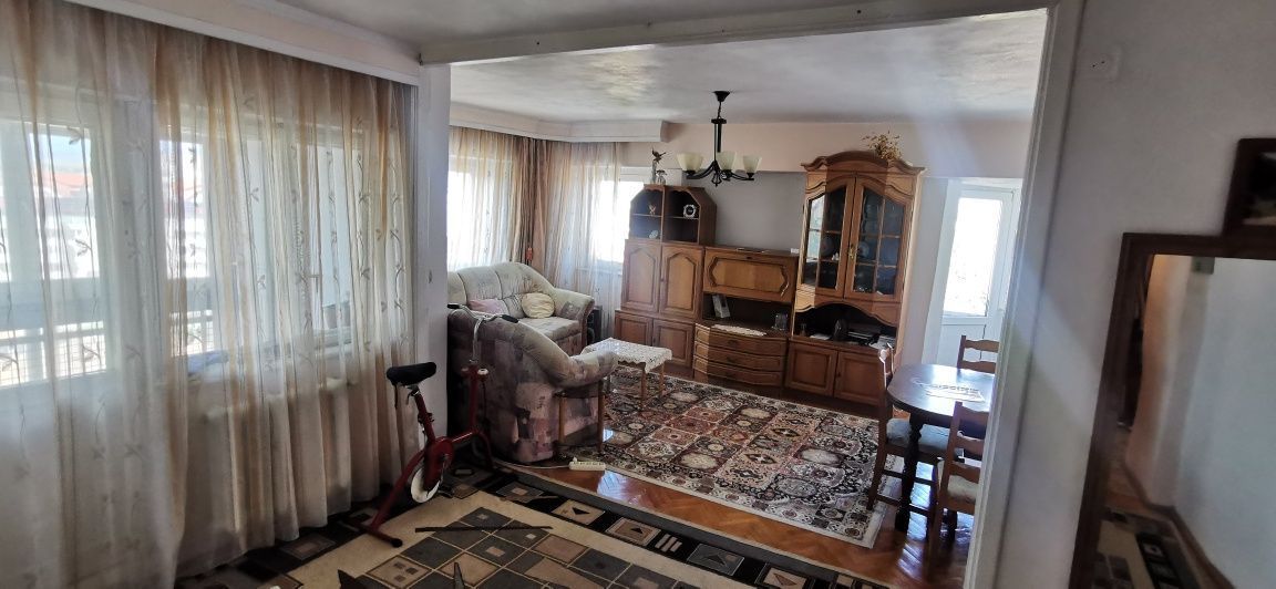 🏡 VÂNZARE APARTAMENT 3 CAMERE – ZONA CENTRALĂ, ALBA IULIA - Poză 1