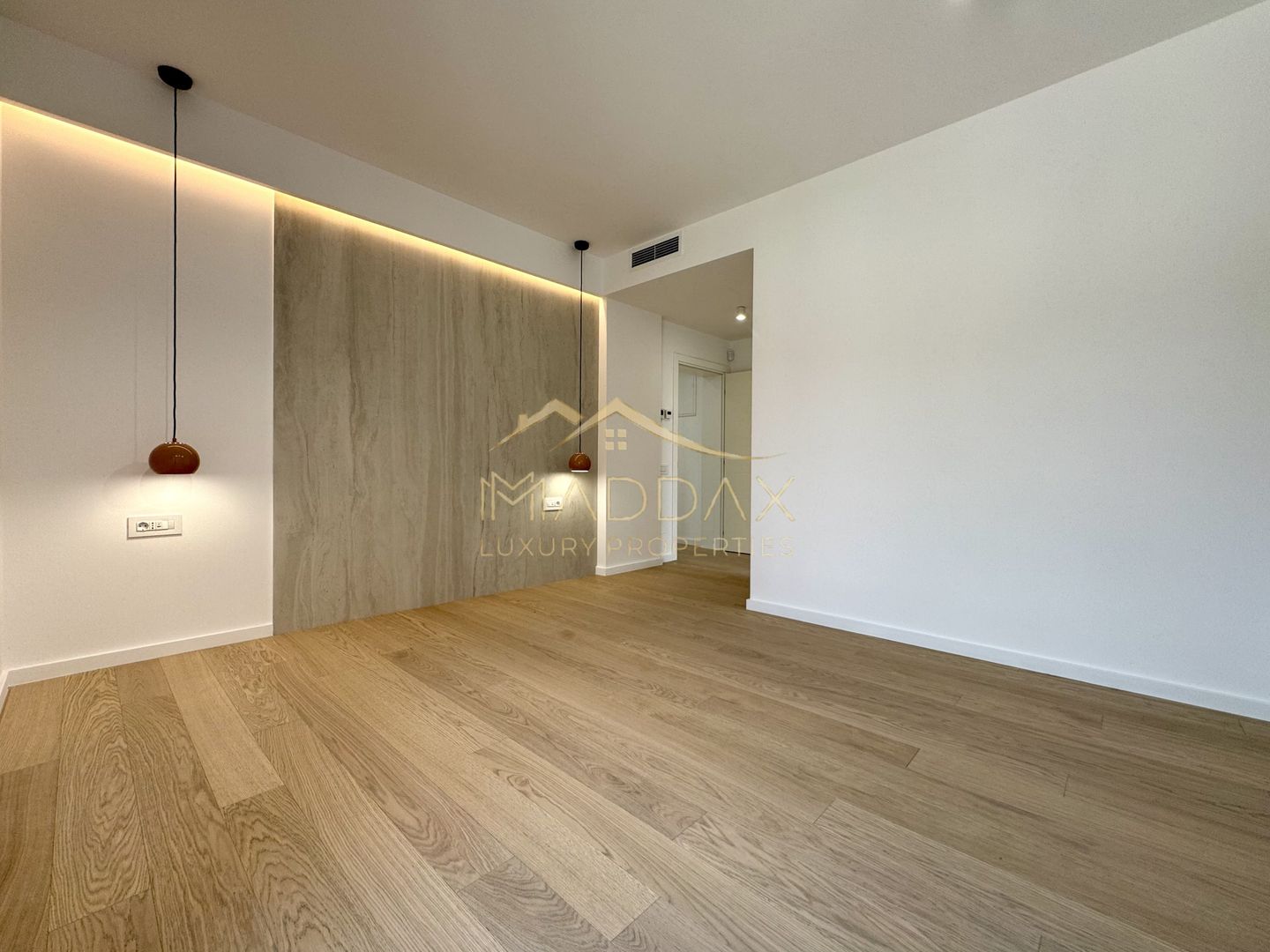 Vila cu 6 camere *575mp* / 2 locuri parcare // Pipera- Iancu Nicolae - Poză 40