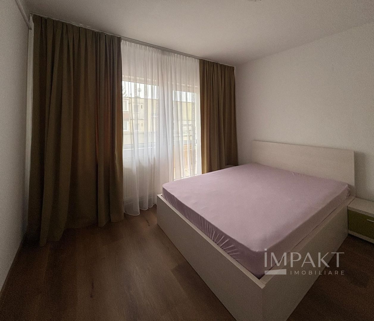 Apartament cu 3 camere, prima închiriere după renovare- zona UMF - Poză 3