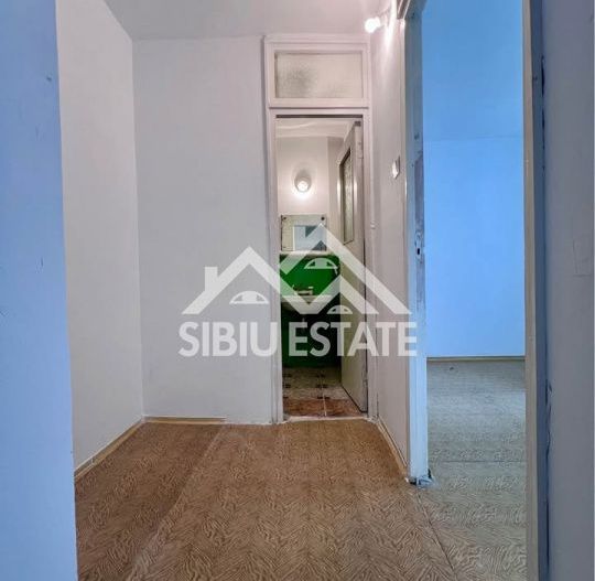 Apartament 4 camere etaj 1, Sibiu - Vasile Aaron Comision 0% - Poză 6