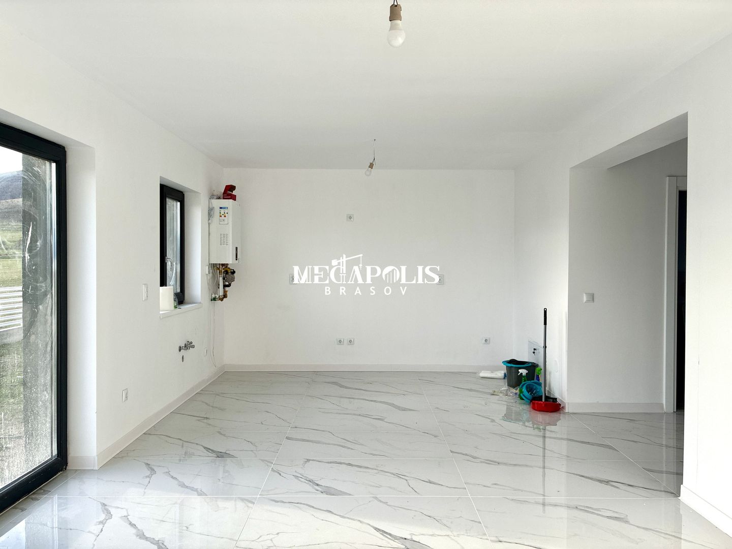 Casă / 2 camere / Codlea / Credit - Poză 6