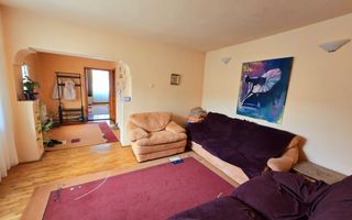 Casa de vanzare cu teren mare pe Ady Endre Aradul nou - Poză 8